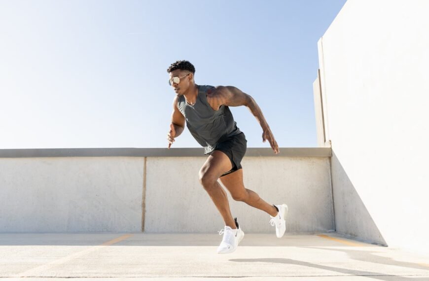 The Ultimate Workout Routine for Men: Tailored to Different Fitness Levels